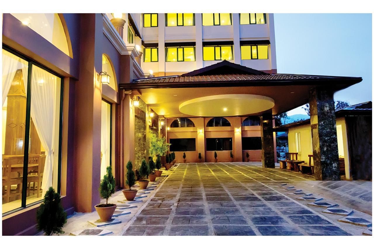 81 Central Hotel Nyaung Shwe Exterior photo